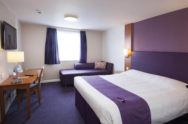 Premier Inn Milton Keynes Central 외부 사진