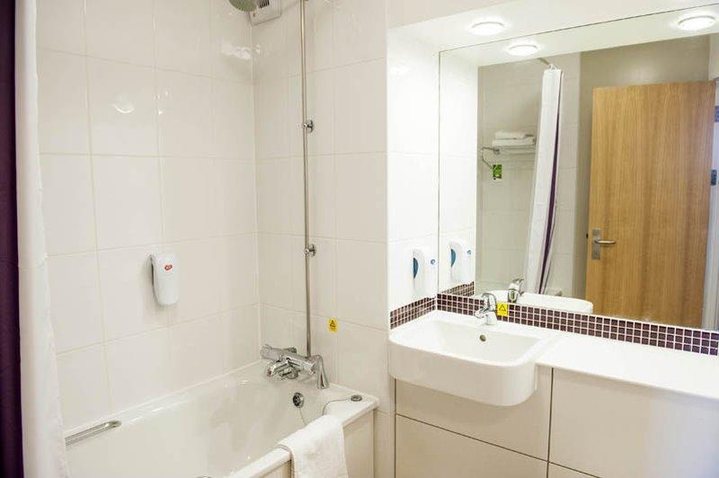 Premier Inn Milton Keynes Central 외부 사진